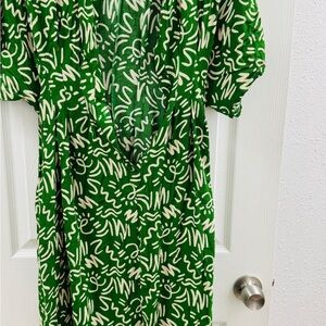 Zara Green and Cream Leaf Print Dress